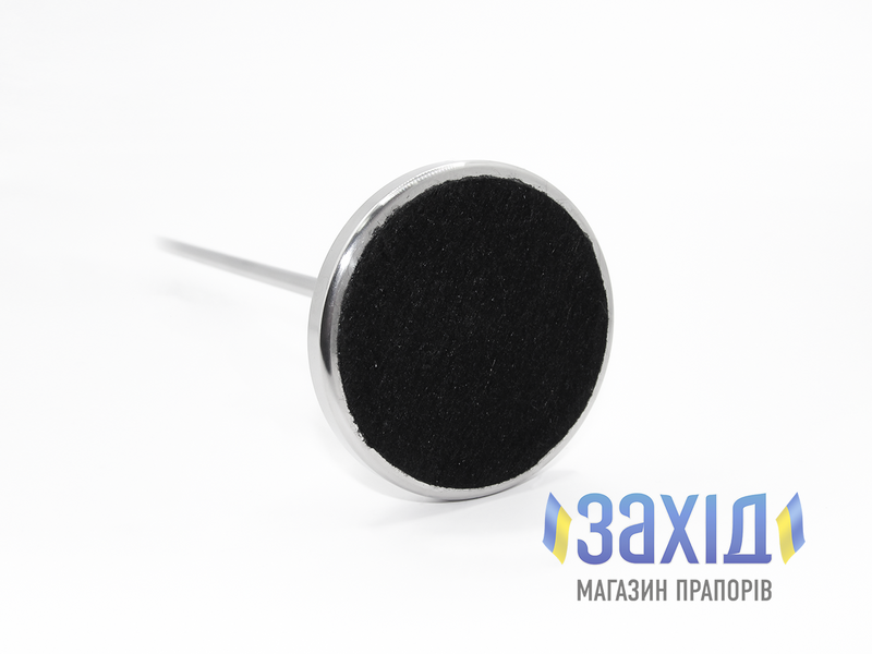 Прапорець з атласу на підвищеній підставці з нержавіючої сталі pn-atl-pp-nrzh-1 фото